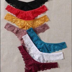 Gorgeous Scallop Lace Trim 7 Pack Panty. - MEDIUM.